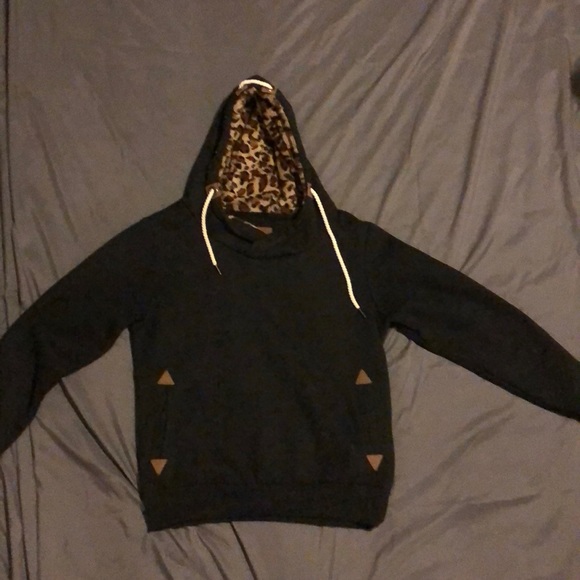 New Han Ton sweatshirt - Picture 1 of 3